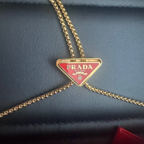 Prada Red Patent leather mini-bag - Picture 10 of 14